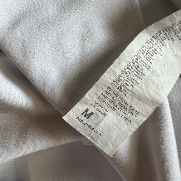 NWOT powerhold by fabletics Kessler strappy boost white workout leggings - Picture 4 of 6